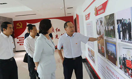 新港集團紅領(lǐng)書記派駐單位——市城管局黨組書記、局長徐立娟一行調(diào)研座談